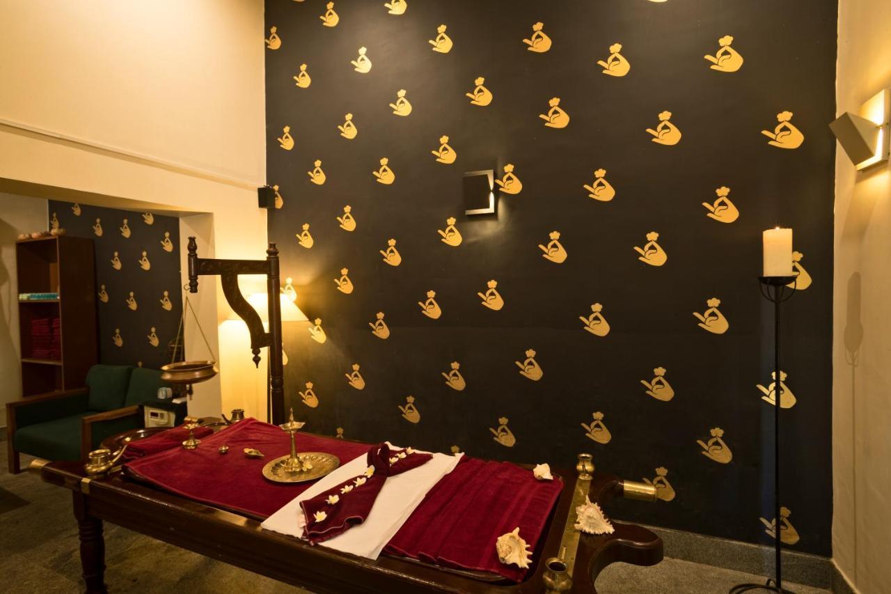 โรงแรมเดอะ เฮอริเทจ มาดูไร มทุราย ภายนอก รูปภาพ Ayurvedic massage table